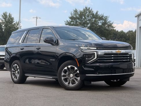 Used 2026 Chevrolet Tahoe LT w/ Comfort Package RWD image 2