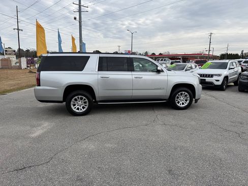 Used 2019 GMC Yukon XL SLT w/ Open Road Package image 6