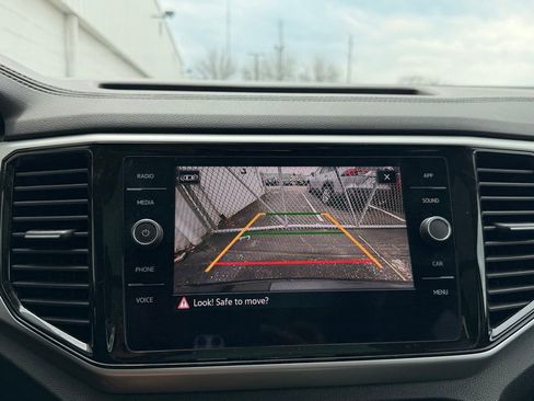 Used 2023 Volkswagen Atlas SE w/ Panoramic Sunroof Package FWD image 22