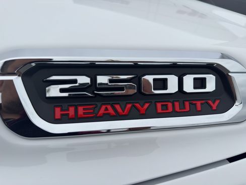 New 2026 RAM 2500 Tradesman AWD/4WD image 40