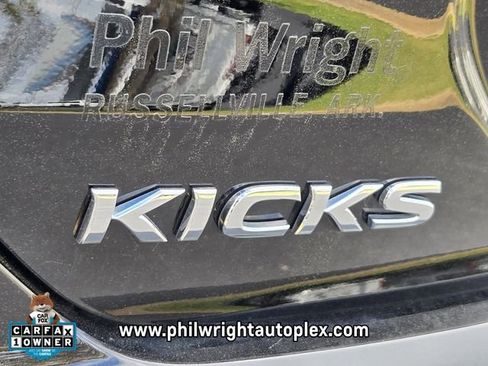 Used 2023 Nissan Kicks SR w/ SR Premium Package FWD image 15