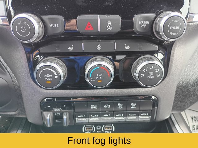 Used 2026 RAM 3500 Big Horn AWD/4WD image 18