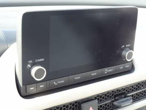 Used 2023 Honda HR-V LX image 10