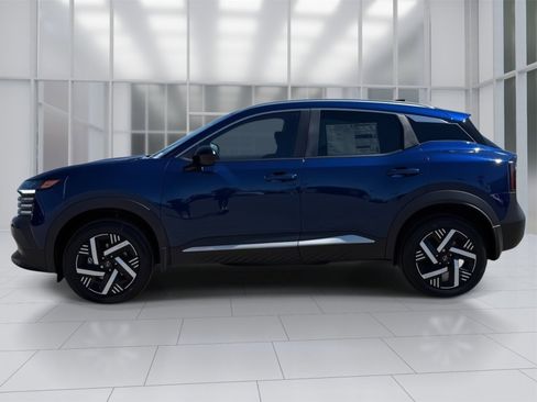New 2026 Nissan Kicks SV image 2