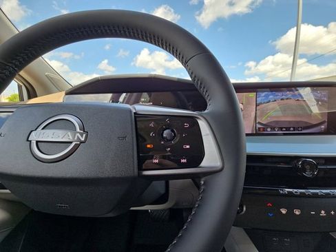 New 2026 Nissan Murano Platinum AWD/4WD image 12