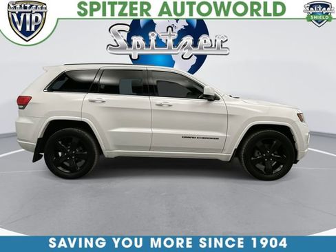 Used 2015 Jeep Grand Cherokee Altitude AWD/4WD image 12