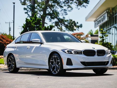Used 2026 BMW 330i xDrive Sedan AWD/4WD image 1