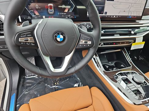 New 2026 BMW X5 xDrive40i AWD/4WD image 18