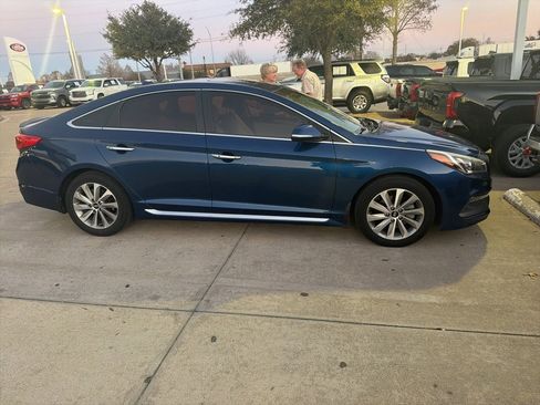 Used 2017 Hyundai Sonata Sport w/ Value Edition Package 02 image 3