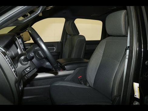 Used 2022 RAM 2500 Big Horn w/ Level B Equipment Group image 20