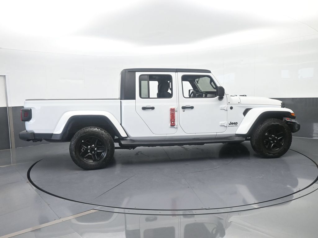 Used 2021 Jeep Gladiator Sport AWD/4WD image 7