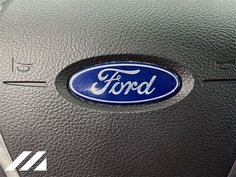 Used 2014 Ford Escape Titanium image 32