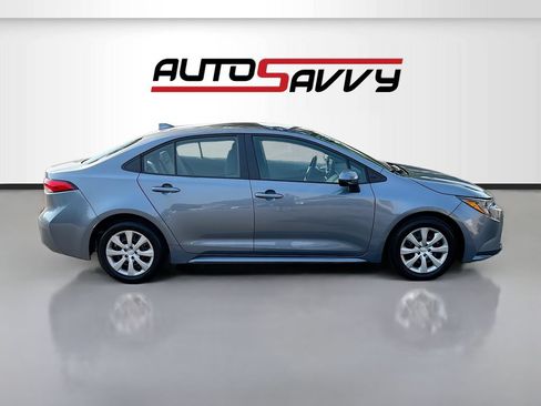Used 2026 Toyota Corolla LE FWD image 8