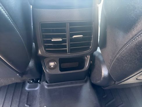 Used 2022 Kia Seltos EX AWD/4WD image 33