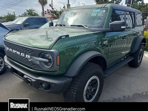 Used 2023 Ford Bronco Badlands AWD/4WD image 1