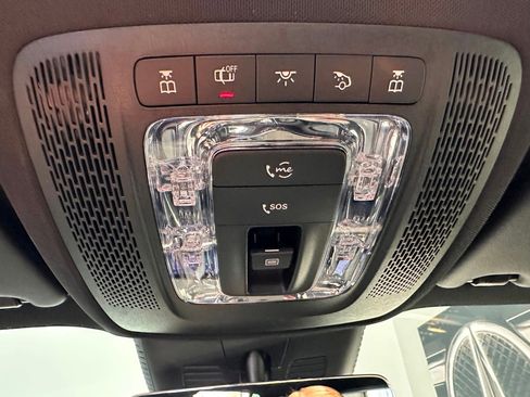 Certified 2024 Mercedes-Benz GLB 250 4MATIC image 21