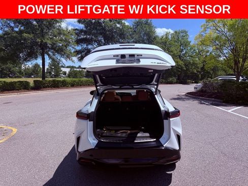 Certified 2023 Lexus RZ 450e Premium w/ Accessory Package (2T) AWD/4WD image 7