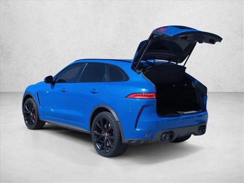 Used 2019 Jaguar F-PACE SVR image 7