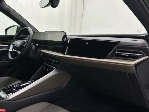 Used 2025 Audi Q5 Premium Plus w/ Premium Plus AWD/4WD image 17
