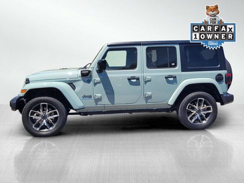 Used 2024 Jeep Wrangler Unlimited w/ Convenience Group AWD/4WD image 7