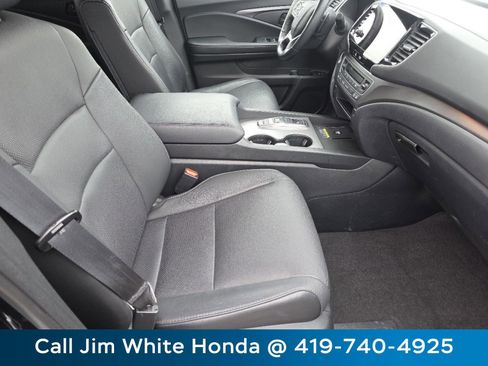 Certified 2024 Honda Passport EX-L image 26