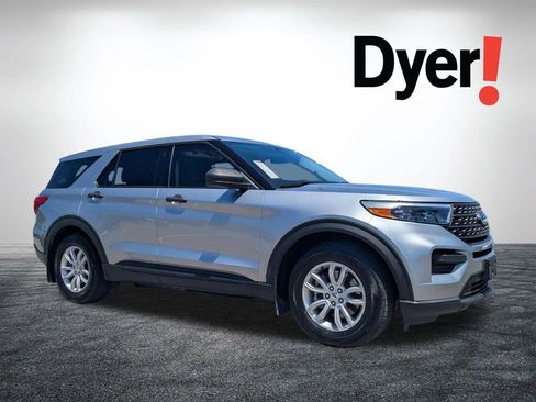 Used 2021 Ford Explorer 2WD image 2