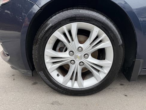 Used 2015 Chevrolet Impala LT image 10