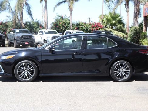 Used 2023 Toyota Camry XLE FWD image 5