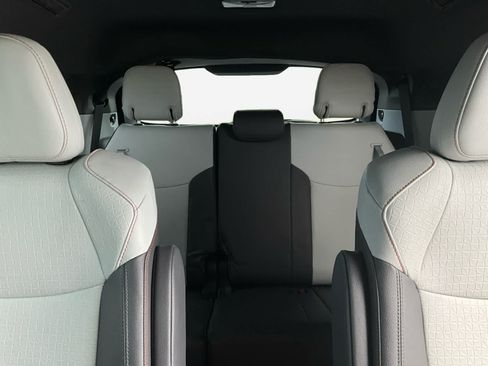 Used 2024 Toyota Sienna XSE w/ XSE Plus Package FWD image 21