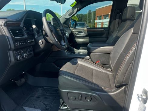 Used 2024 Chevrolet Tahoe High Country AWD/4WD image 14