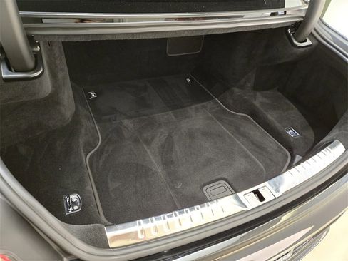 Certified 2024 Bentley Flying Spur W12 image 26