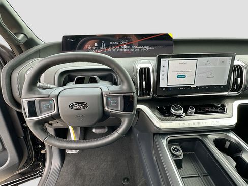New 2026 Ford Expedition Max Platinum AWD/4WD image 7
