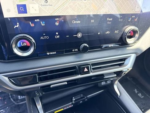 Used 2024 Lexus RX 500h F Sport w/ Cold Area Package AWD/4WD image 19