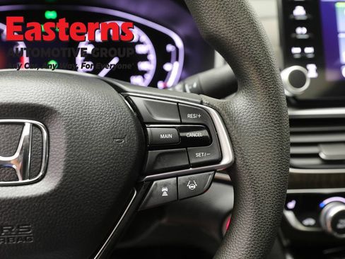 Used 2019 Honda Accord EX image 16