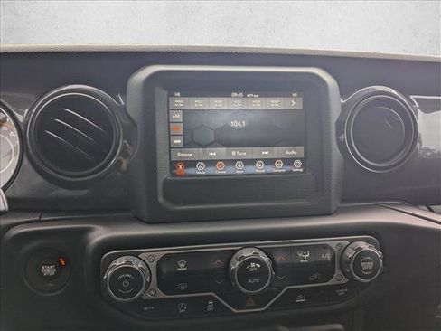 Certified 2020 Jeep Gladiator Sport image 12