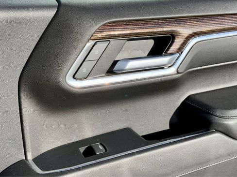 Used 2023 GMC Sierra 1500 Elevation image 51