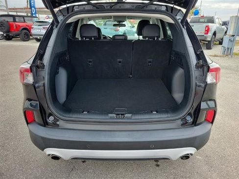 Certified 2022 Ford Escape SEL image 9