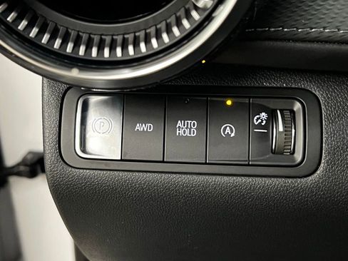 New 2026 Chevrolet Equinox LT AWD/4WD image 11