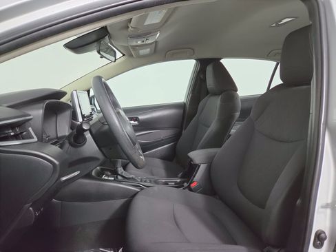 Used 2021 Toyota Corolla LE FWD image 18
