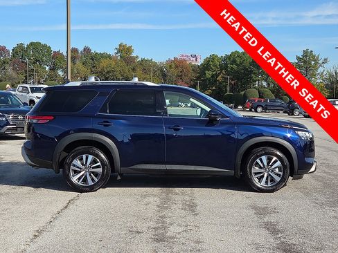 Used 2024 Nissan Pathfinder SL image 6