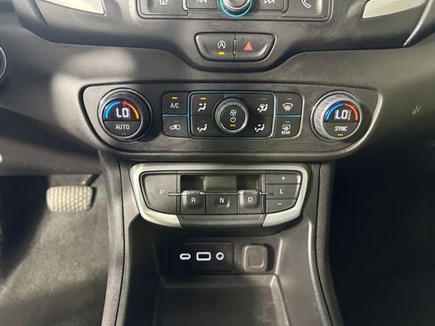 Used 2024 GMC Terrain SLE w/ Driver Convenience Package AWD/4WD image 21