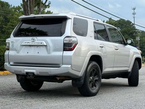 Used 2015 Toyota 4Runner SR5 RWD image 3