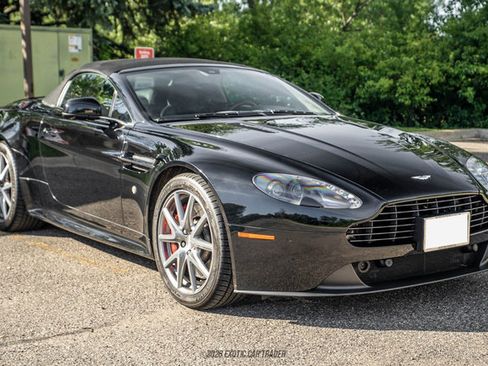 Used 2015 Aston Martin V8 Vantage GT RWD image 15