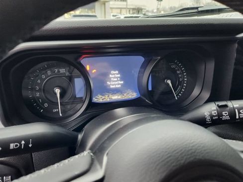 Used 2025 Jeep Wrangler Unlimited Sport S 4xe AWD/4WD image 18