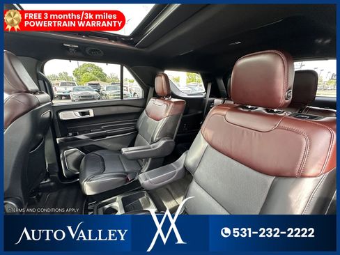 Used 2020 Ford Explorer Platinum w/ Premium Technology Package AWD/4WD image 25