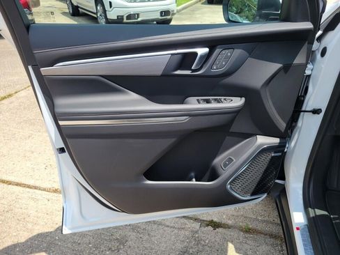 New 2026 Buick Enclave Preferred w/ Power Package image 23