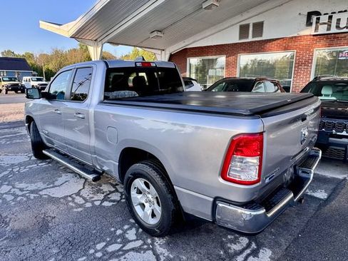Used 2022 RAM 1500 Big Horn AWD/4WD image 3