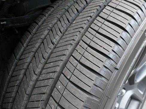 Used 2023 RAM 1500 Laramie image 12