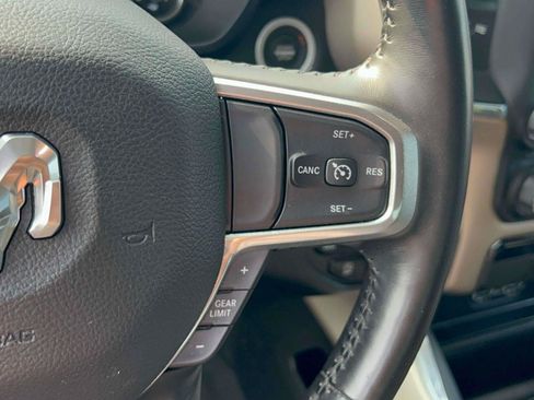 Used 2021 RAM 1500 Laramie AWD/4WD image 19