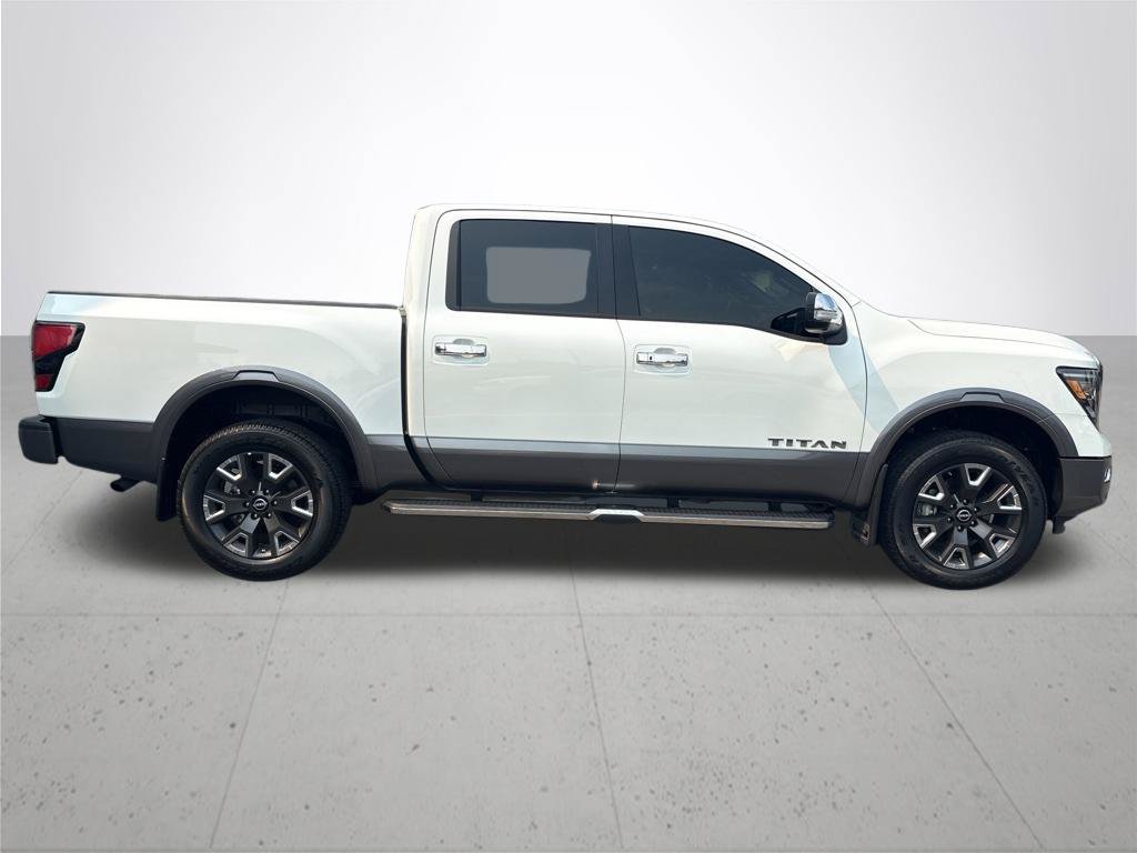 Used 2024 Nissan Titan Platinum Reserve w/ Moonroof Package AWD/4WD image 5